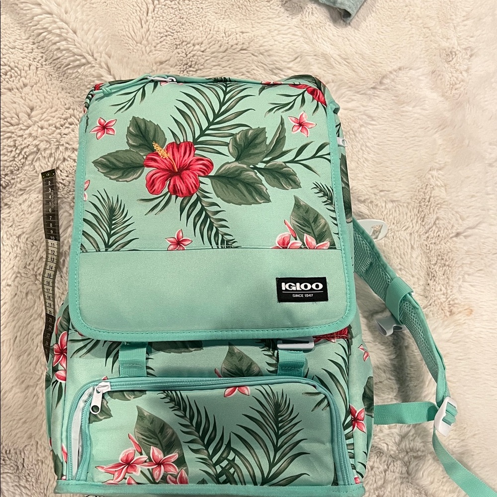 Igloo insulated Mint Green Backpack with Floral Pattern